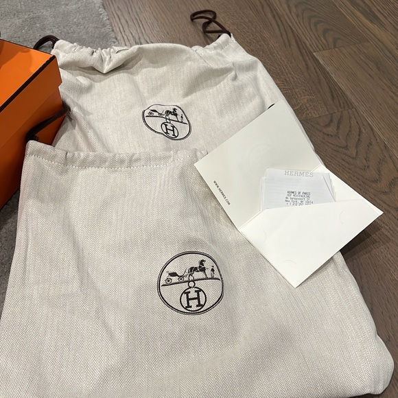 Authentic.  Hermes Neo Calfskin ankle boots    Black. Size 40.5.  Like new. - Picture 3 of 16